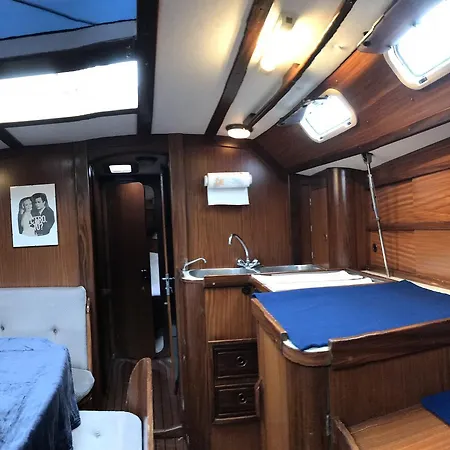 Bed&boat Eolo 3 Botel Venedig