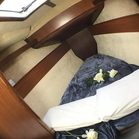 Bed&boat Eolo 3 * 威尼斯